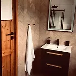 Horská chata M2 *